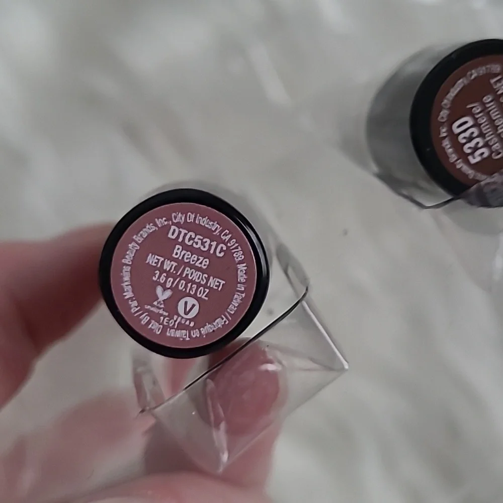 wet n wild Breeze and Cashmere Lipsticks New!